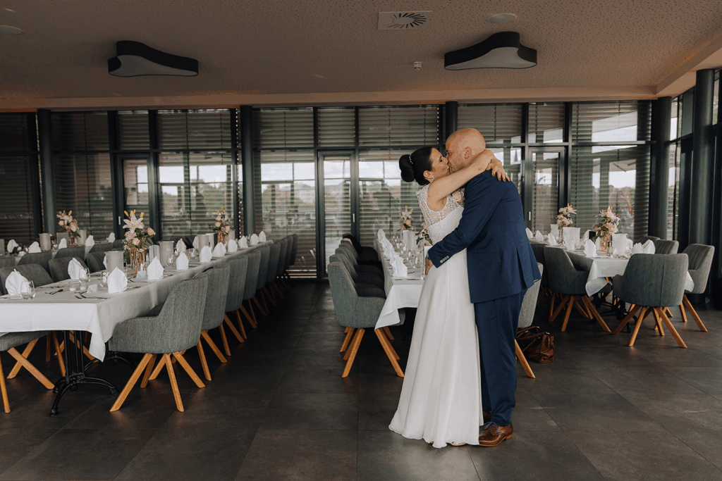 Hochzeit Elblounge Johann Dresden