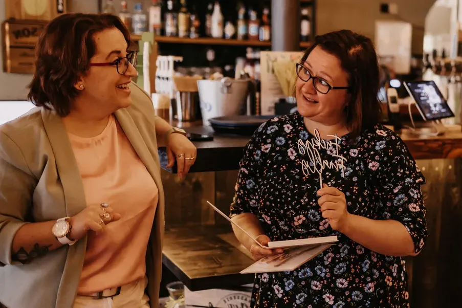 Über Xenia Friedo - Übernimmt die komplette Hochzeitplanung für euch